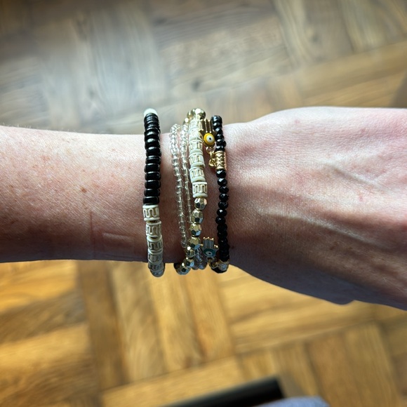 Fun beaded bracelet set! Never worn! - Picture 2 of 6